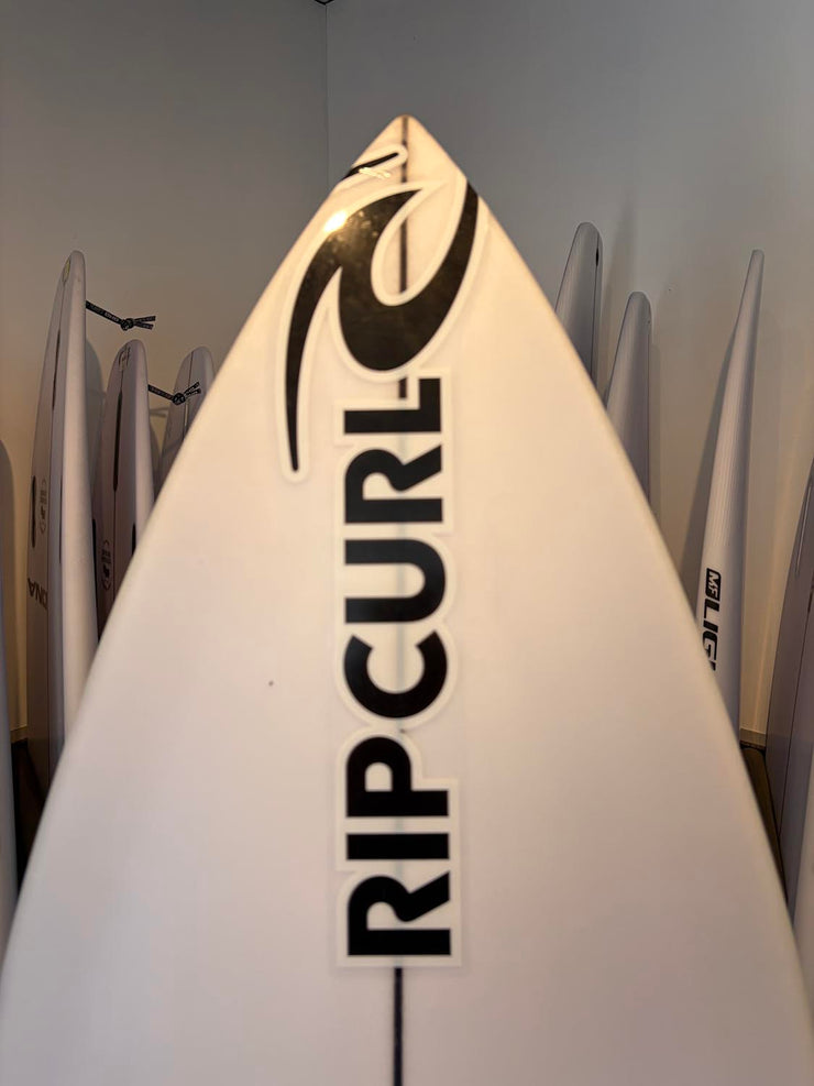 Mikey McDonagh Juliette 6'1 (EPS)