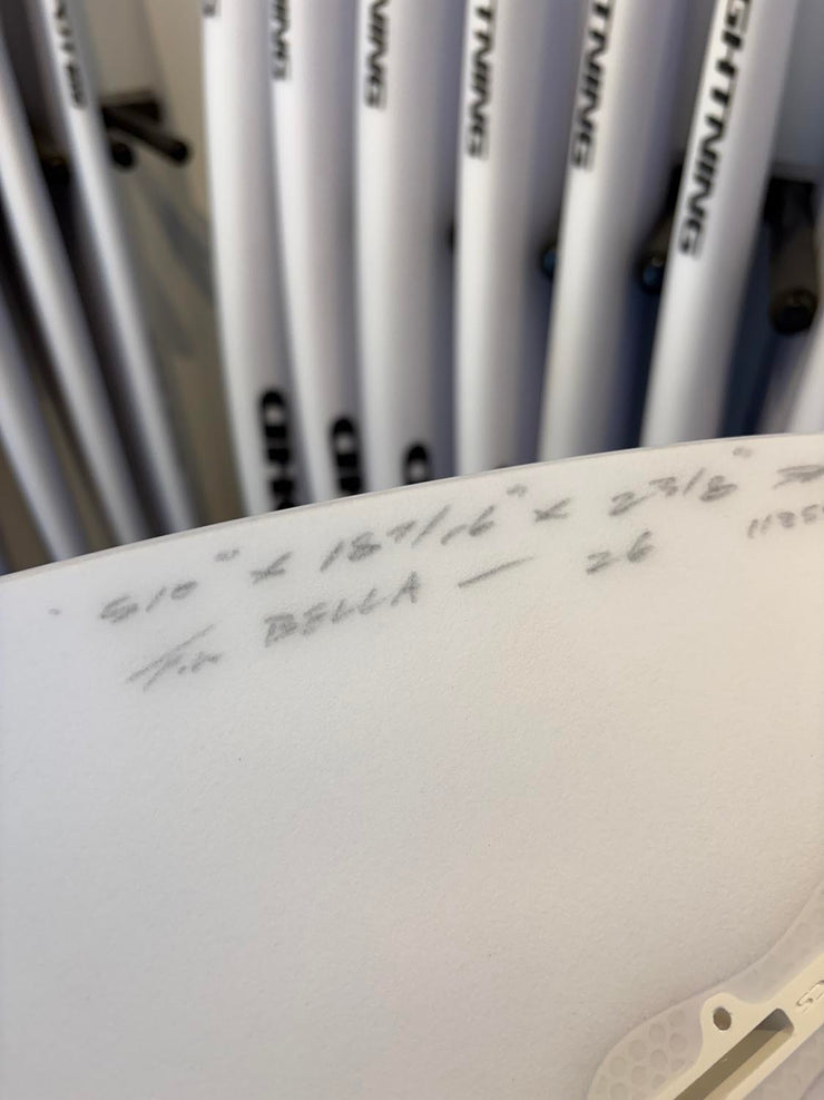 Isabella Nichols MF Lightning 5'10  (115558)