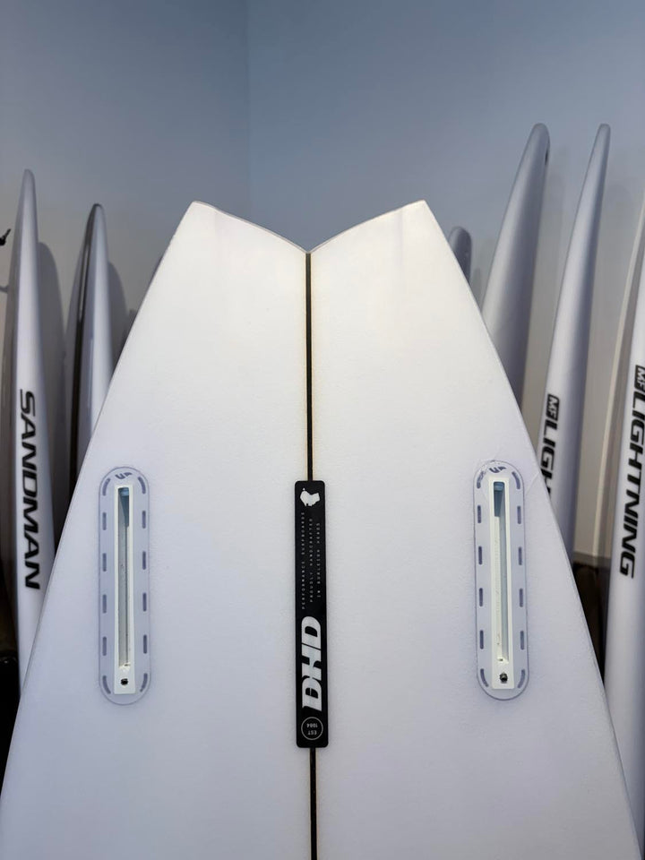 Sheldon Simkus MF Twin 5'9 (117541)