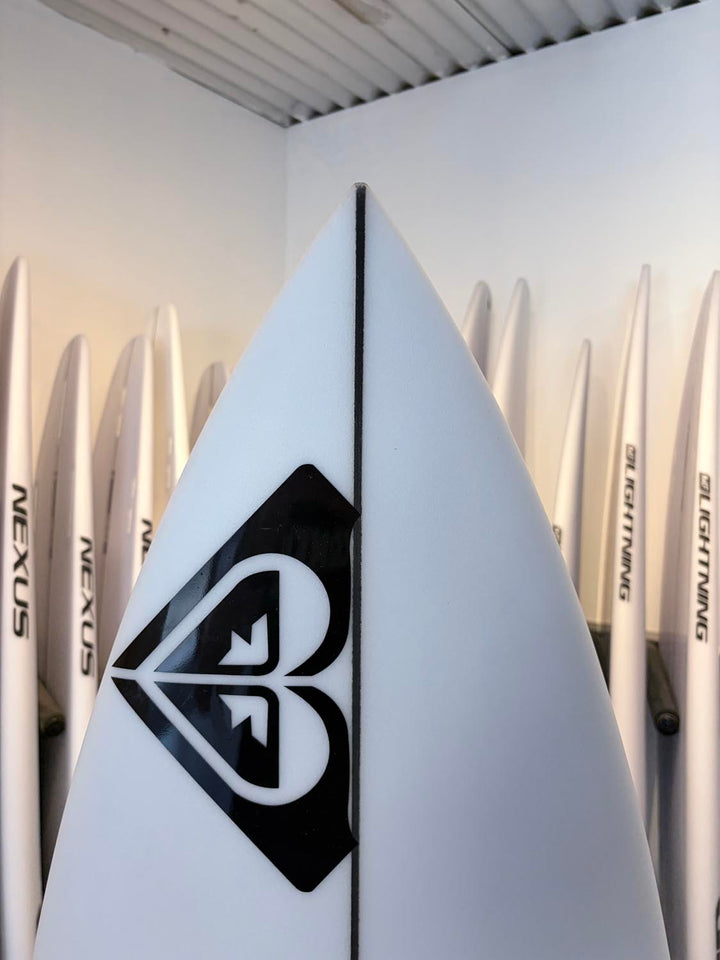 Francisca Velesko's MF Lightning 5'7  (122335)
