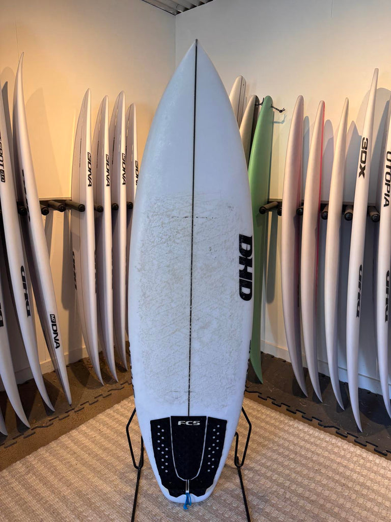 DHD NEXUS 5'11 31リッター　ショートボード DHD サーフボード ショートボード ネクサス 5.6 5.7 5.8 5.9 ダレン