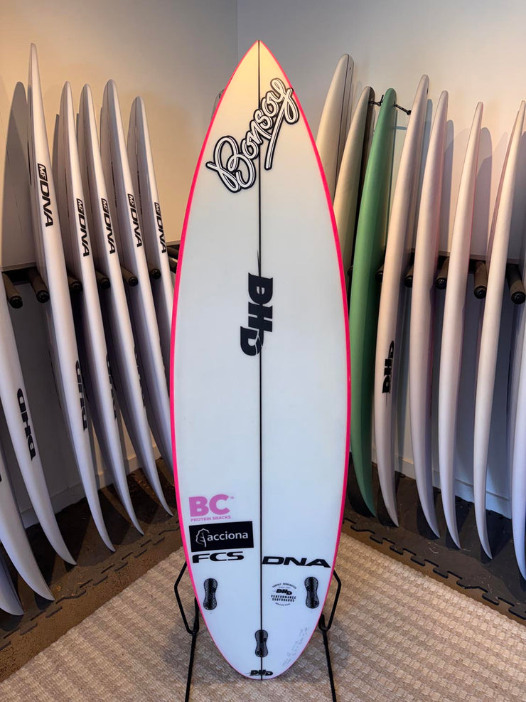 Isabella Nichols DNA 5'1 (99689)