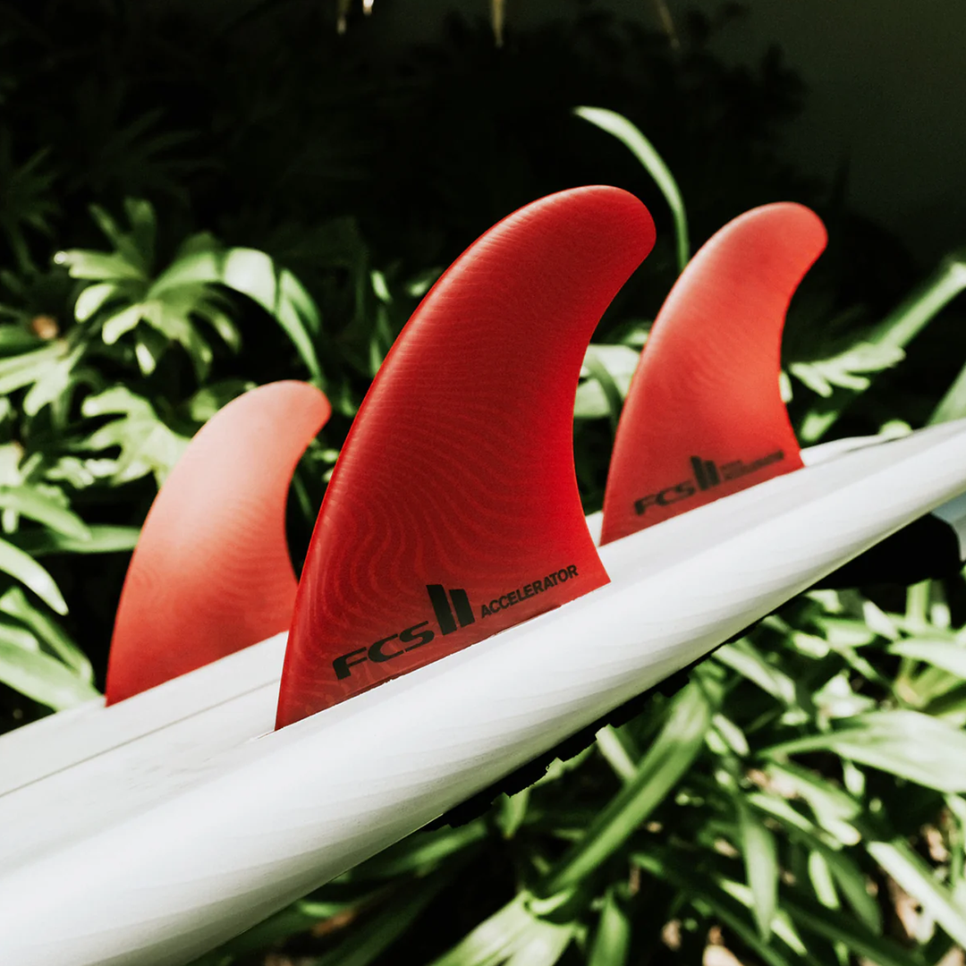 FCS II Accelerator Neo Glass Tri Fin Set – DHD Surf
